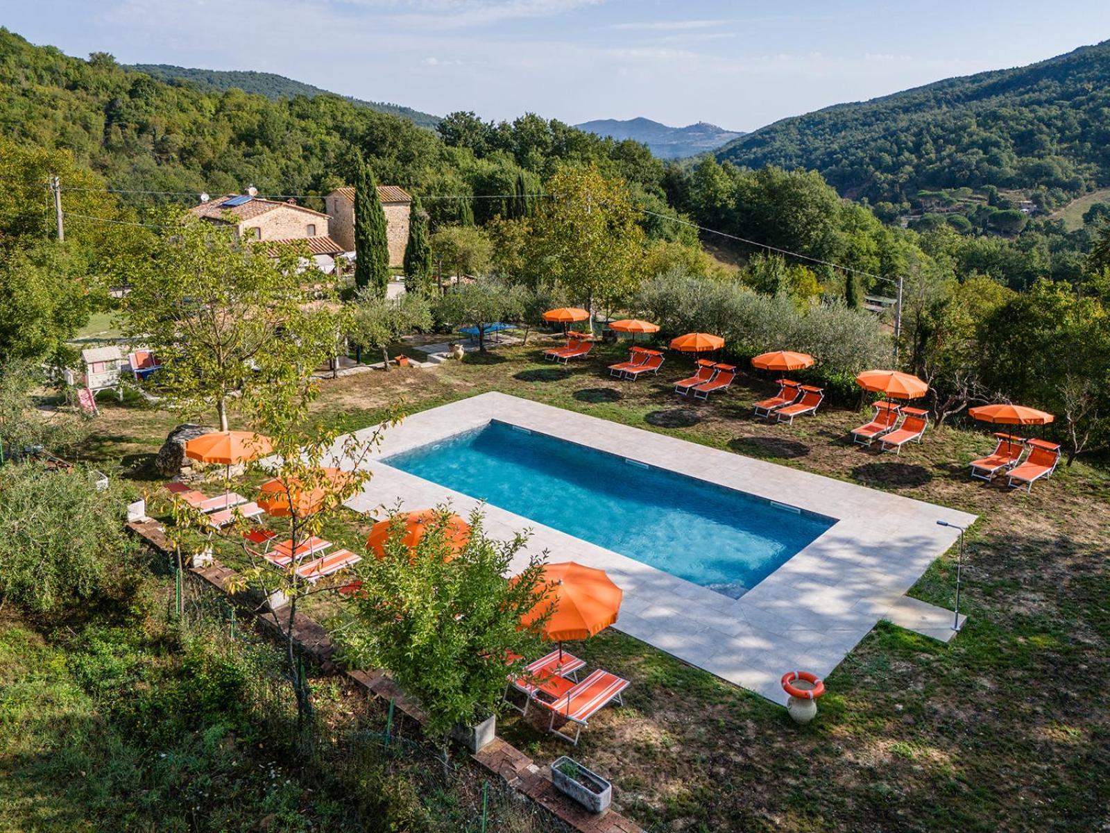 Agriturismo Santa Caterina Castelnuovo di Val di Cecina Kültér fotó