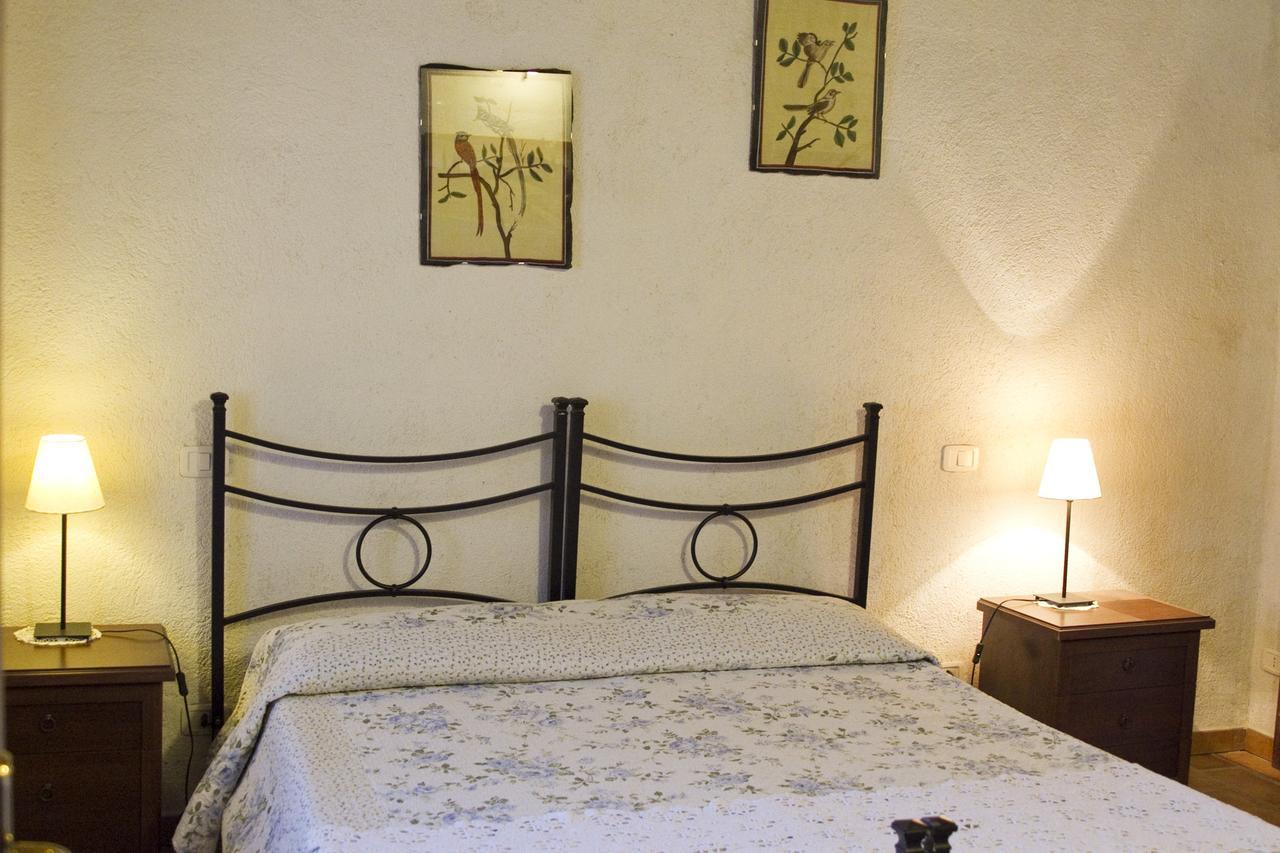 Agriturismo Santa Caterina Castelnuovo di Val di Cecina Szoba fotó