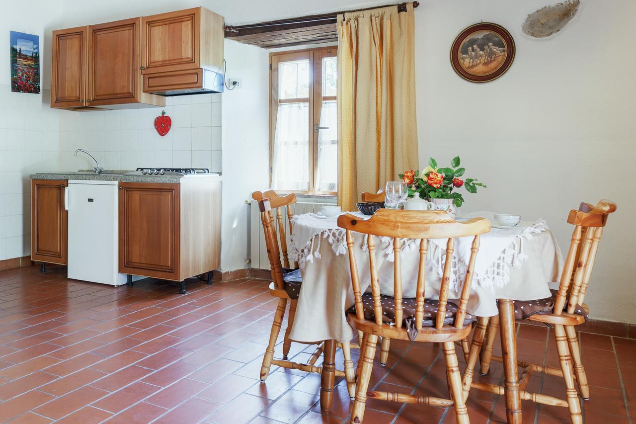 Agriturismo Santa Caterina Castelnuovo di Val di Cecina Kültér fotó